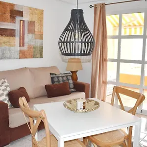 https://margheritas-apartment-orlando-costa-adeje.adeje-hotels.com
